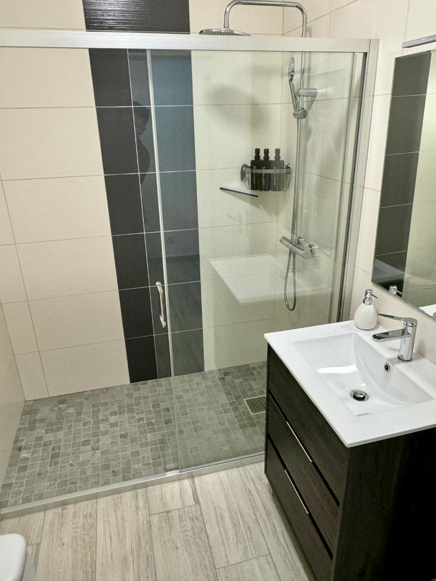 Princess Retreat Beautiful Modern Aprt 2 Min Walk From Quarteira Beach 外观 照片