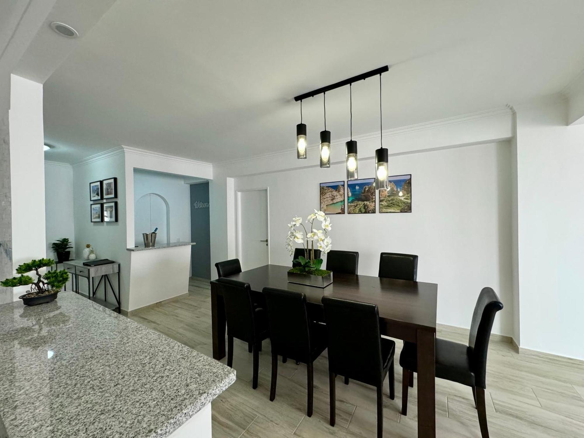 Princess Retreat Beautiful Modern Aprt 2 Min Walk From Quarteira Beach 外观 照片