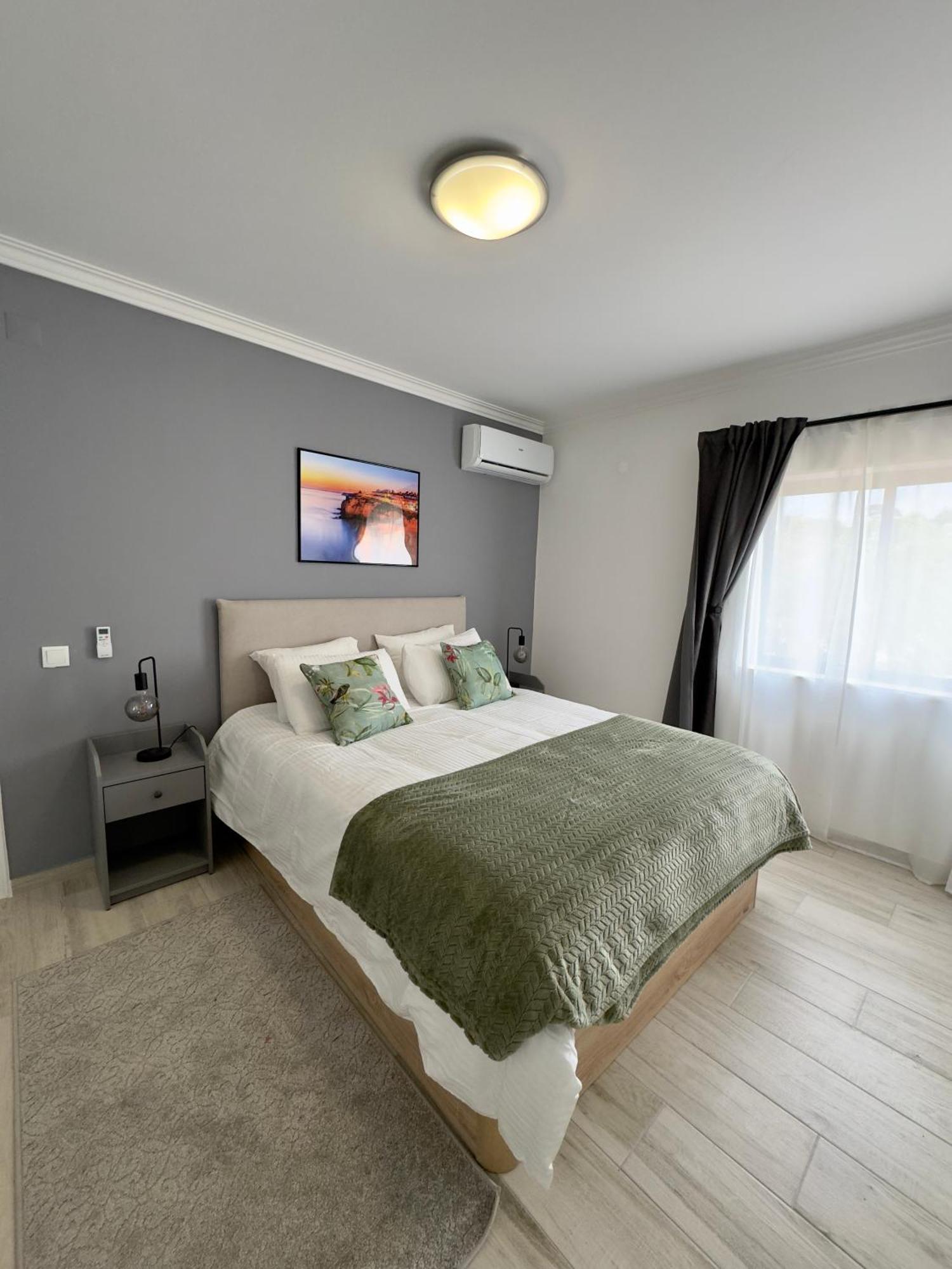 Princess Retreat Beautiful Modern Aprt 2 Min Walk From Quarteira Beach 外观 照片