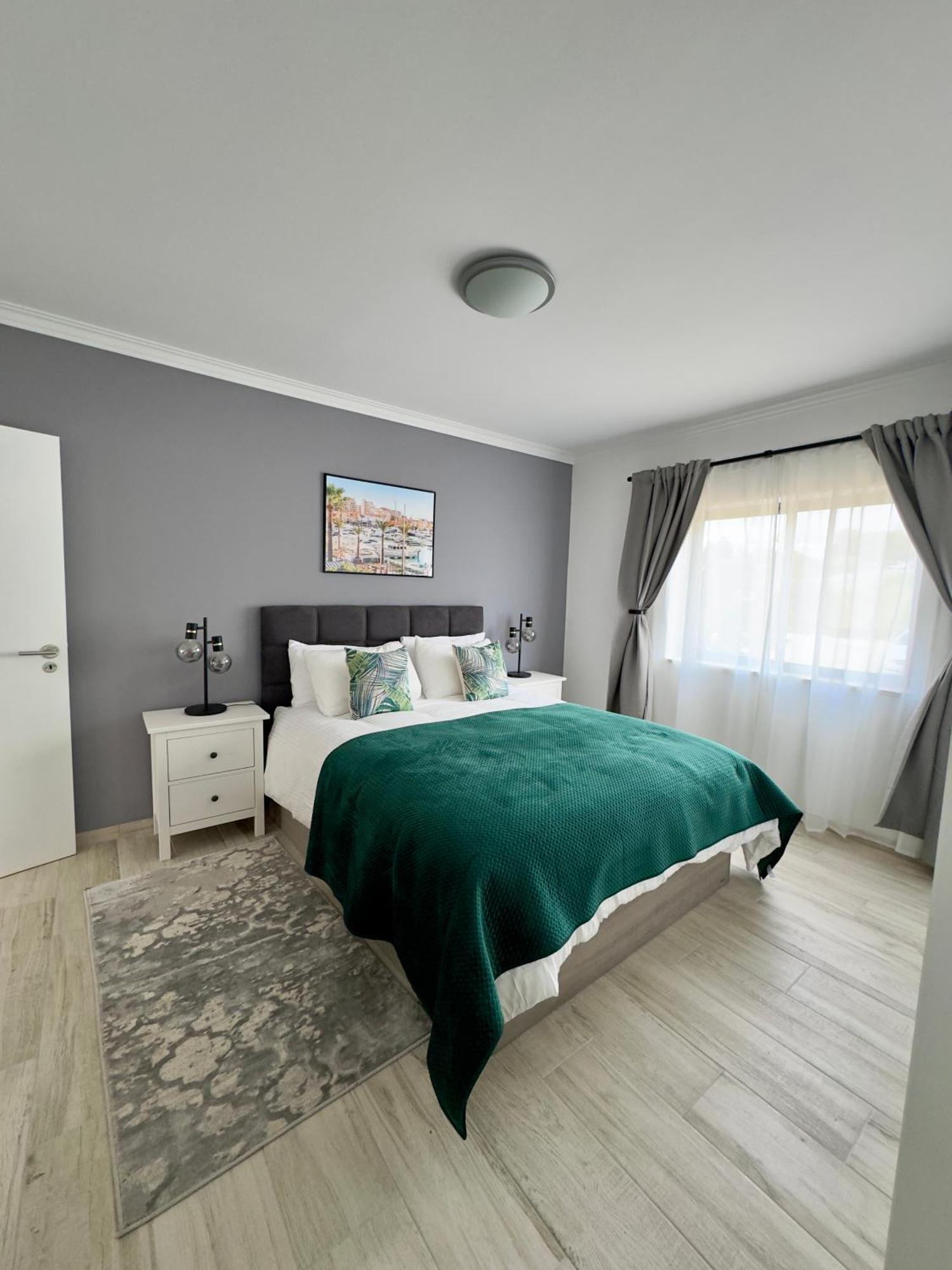 Princess Retreat Beautiful Modern Aprt 2 Min Walk From Quarteira Beach 外观 照片